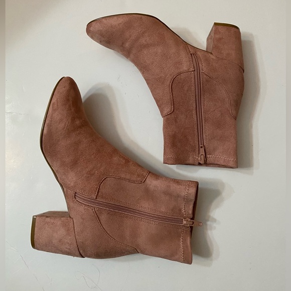 Old Navy Faux-suede Slim-calf Block-heel Boots women’s  7.5, pink - Picture 4 of 13